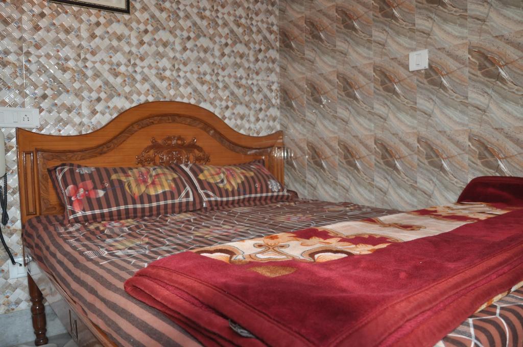 Hotel Pari Jalandhar Exterior photo